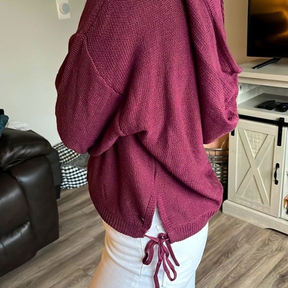 Roxy sweater-$17 only worn once! - Picture 4 of 5